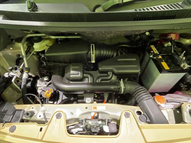 DAIHATSU TANTO FAN CROSS 4WD 2025