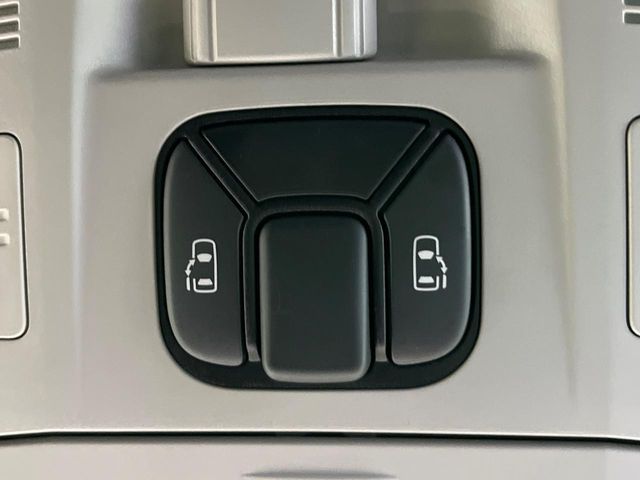 TOYOTA VELLFIRE 4WD 2012