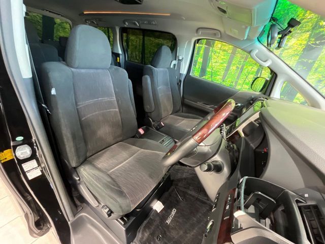 TOYOTA VELLFIRE 4WD 2012