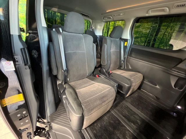 TOYOTA VELLFIRE 4WD 2012