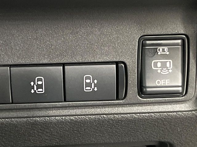 NISSAN SERENA  WG 4WD 2023