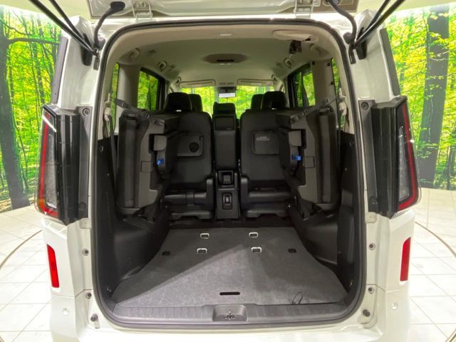 NISSAN SERENA  WG 4WD 2023