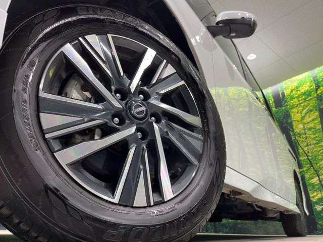 NISSAN SERENA  WG 4WD 2023