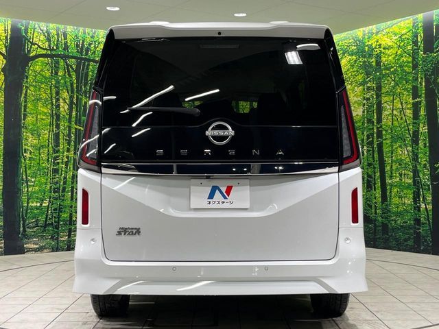 NISSAN SERENA  WG 4WD 2023