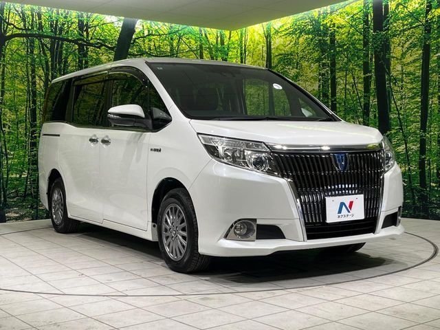 TOYOTA ESQUIRE HYBRID 2016