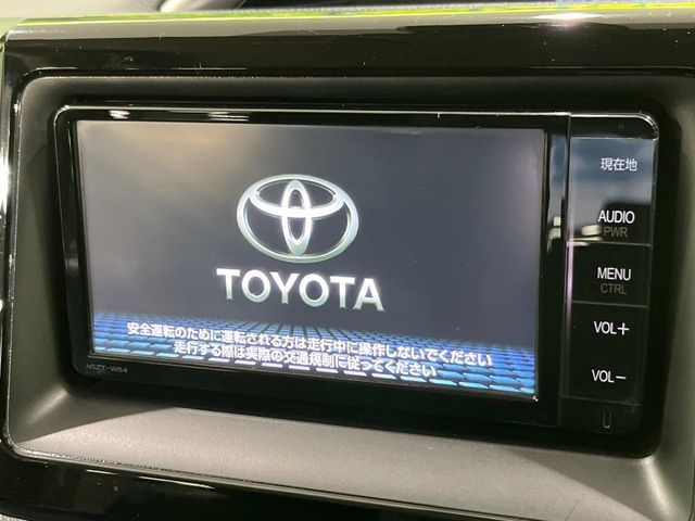 TOYOTA VOXY 2016