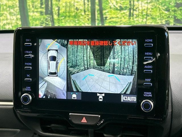 TOYOTA YARIS HYBRID 2021