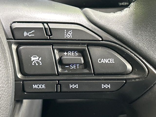 TOYOTA YARIS HYBRID 2021