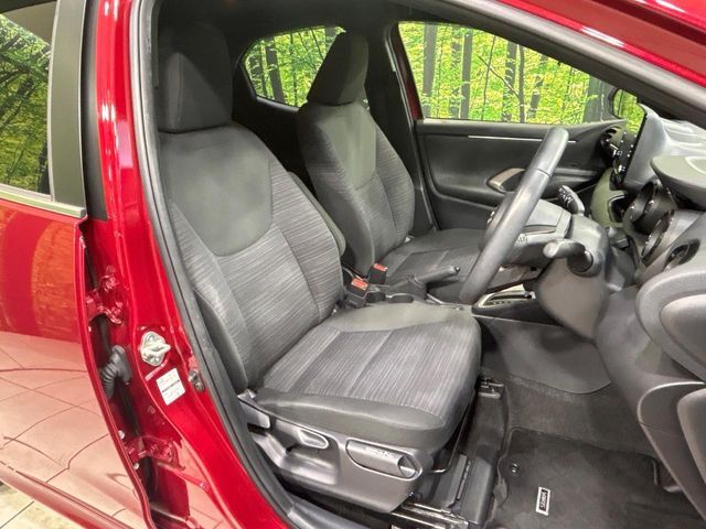 TOYOTA YARIS HYBRID 2021