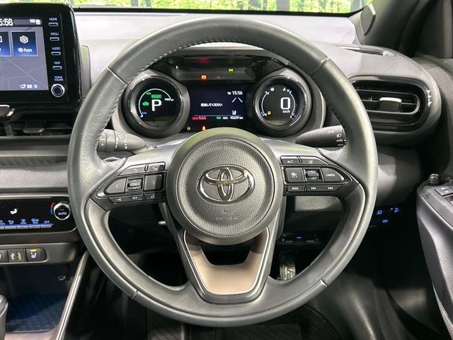 TOYOTA YARIS HYBRID 2021