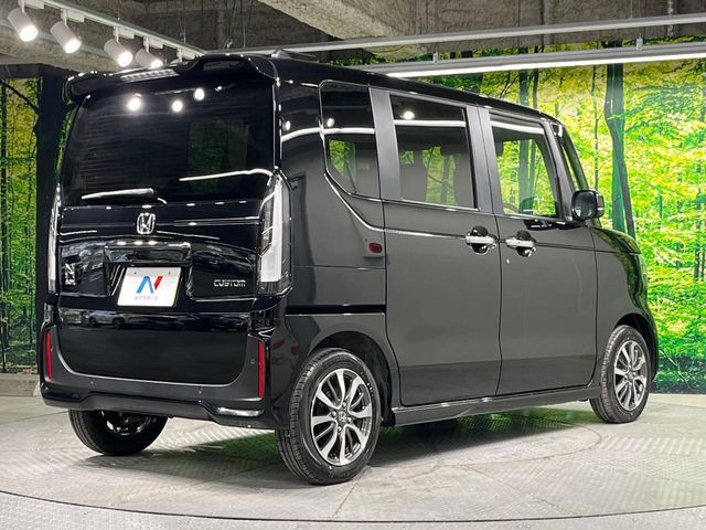 HONDA N BOX CUSTOM 2025