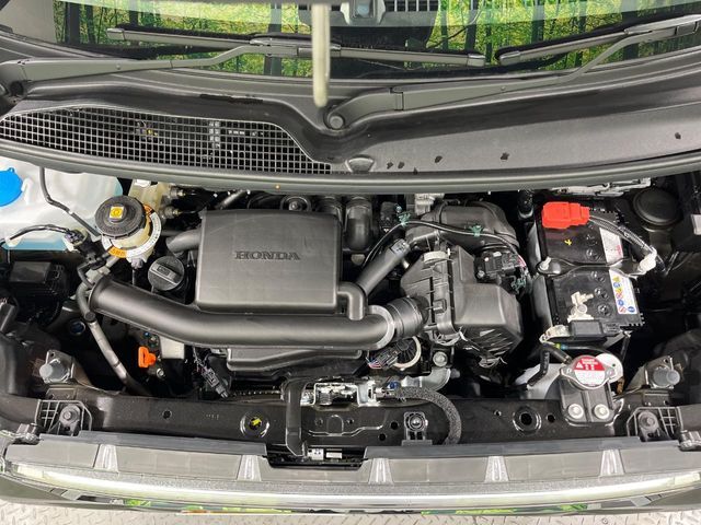 HONDA N BOX CUSTOM 2025