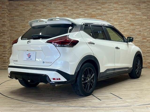 NISSAN KICKS 2020