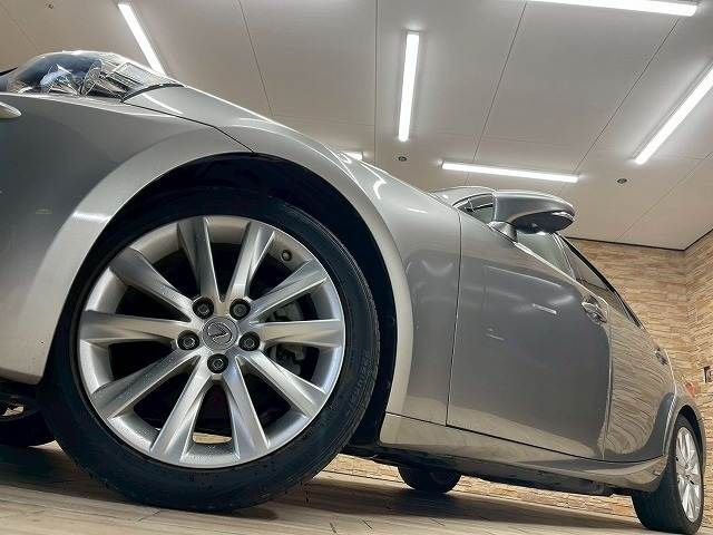 TOYOTA LEXUS IS300h 2013