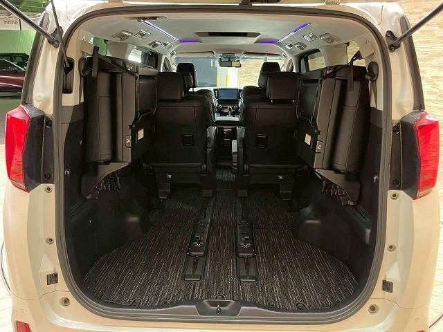 TOYOTA ALPHARD 4WD 2018