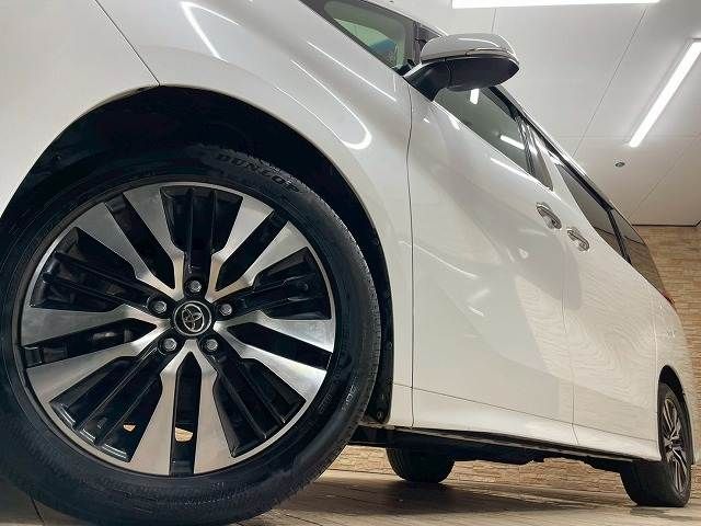 TOYOTA ALPHARD 4WD 2018