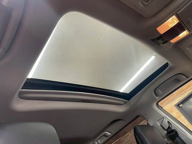 TOYOTA LANDCRUISER PRADO 2019