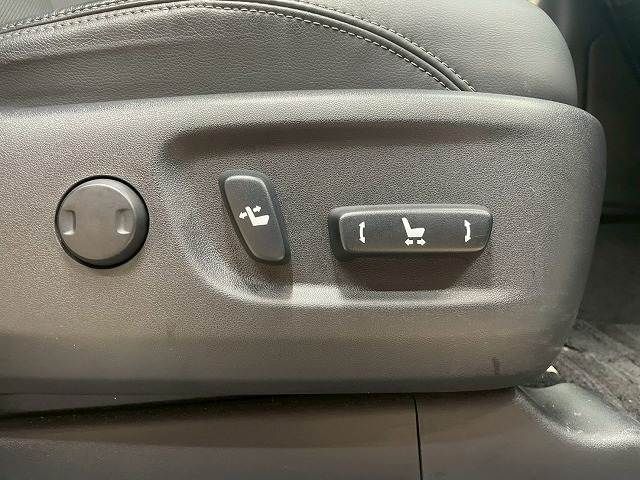 TOYOTA LANDCRUISER PRADO 2019