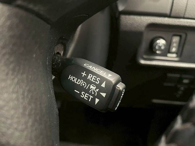 TOYOTA LANDCRUISER PRADO 2019