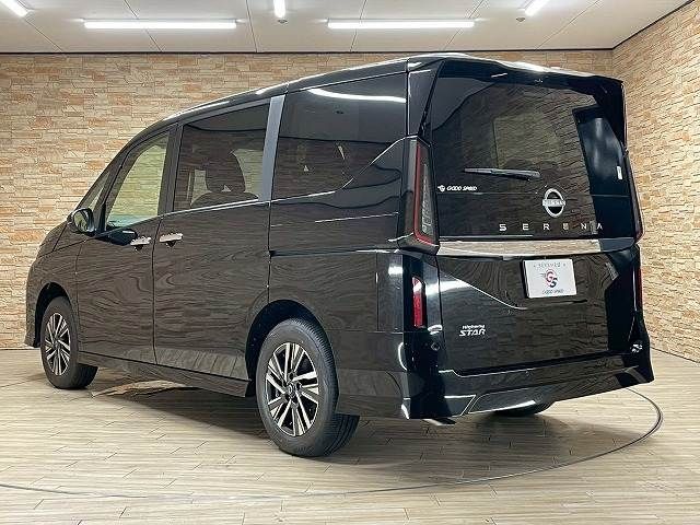 NISSAN SERENA  WG 4WD 2025