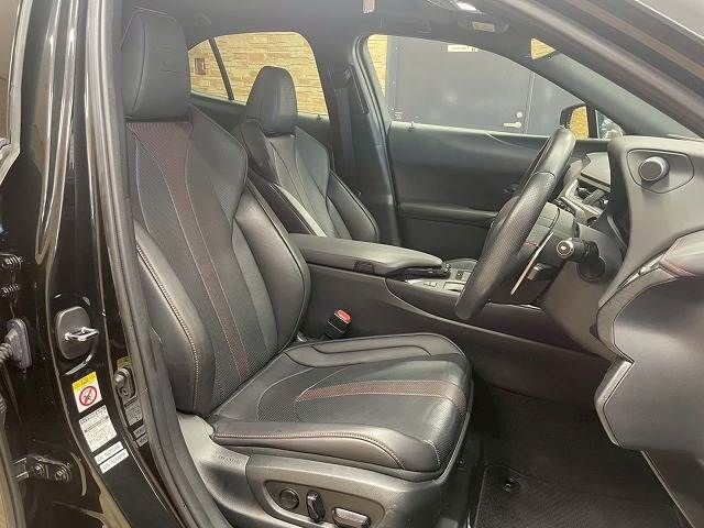 TOYOTA LEXUS UX250h 2019