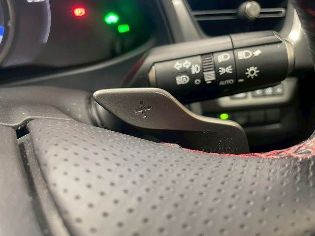 TOYOTA LEXUS UX250h 2019