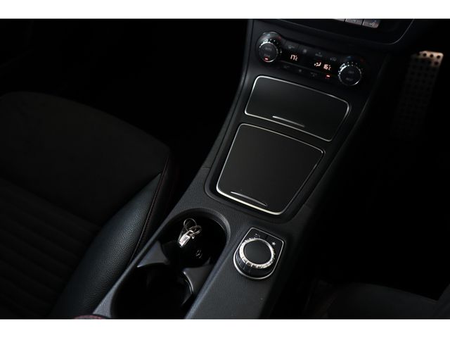 MERCEDES BENZ MERCEDES BENZ B class 2015