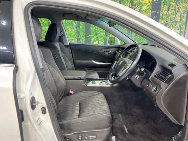 TOYOTA CROWN sedan 2011