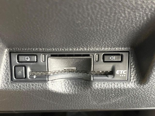 TOYOTA YARIS CROSS 2025