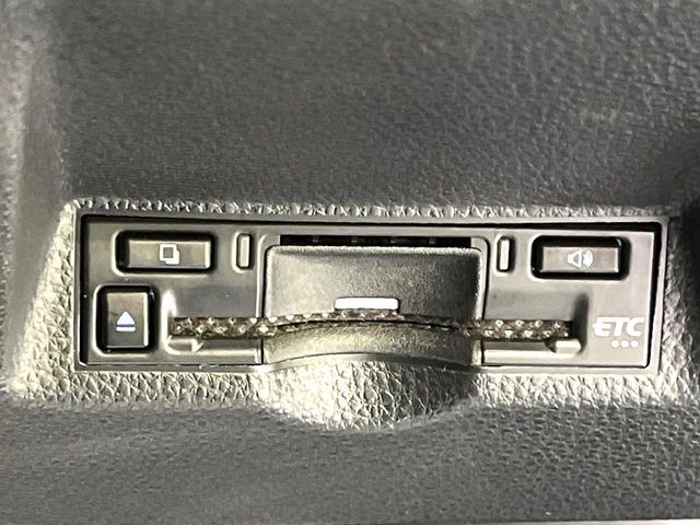 TOYOTA YARIS CROSS HYBRID 2025