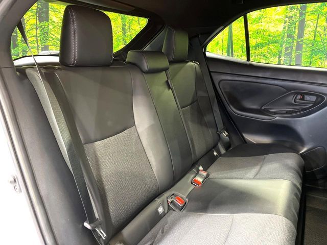 TOYOTA YARIS CROSS HYBRID 2025