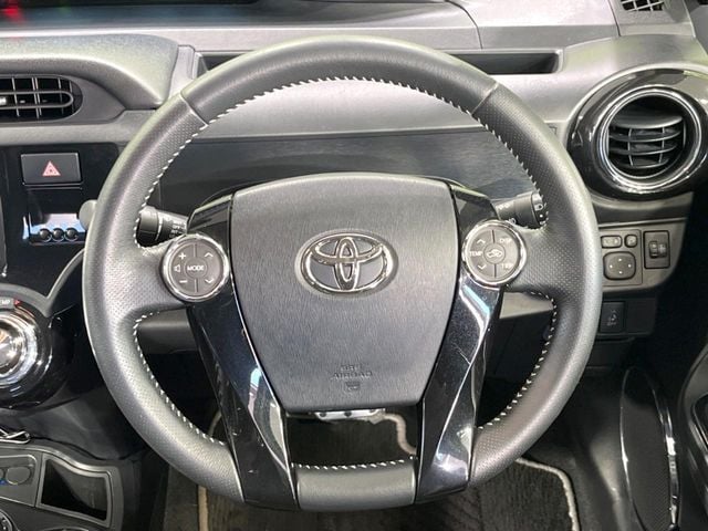 TOYOTA AQUA 2014