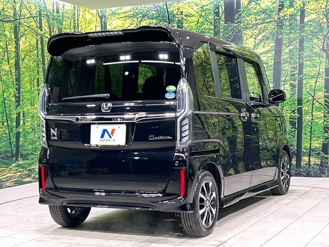 HONDA N BOX CUSTOM 2019