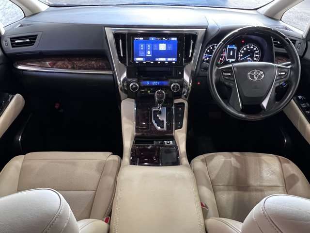 TOYOTA HIACE van 2WD 2019