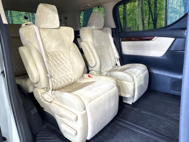 TOYOTA VELLFIRE  HYBRID 4WD 2015