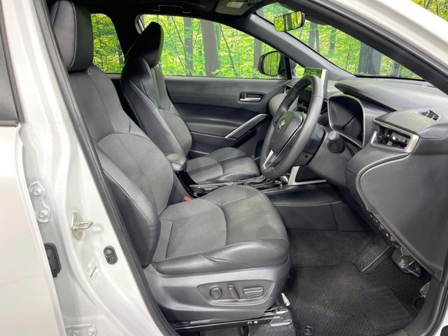 TOYOTA COROLLA CROSS HYBRID 2025