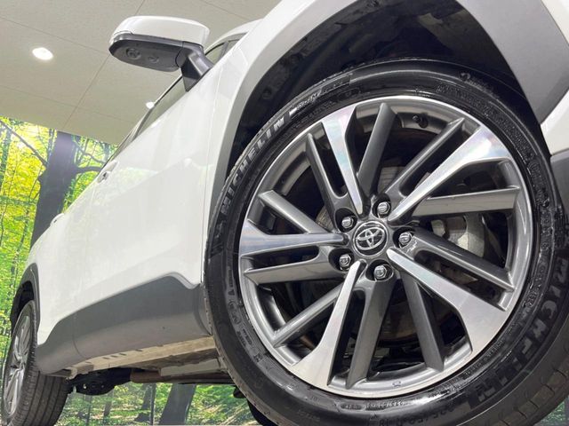 TOYOTA COROLLA CROSS HYBRID 2025