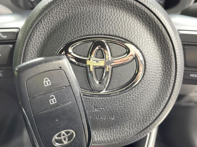 TOYOTA YARIS 2023