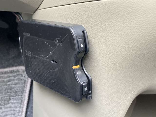 DAIHATSU MIRA 4WD 2013