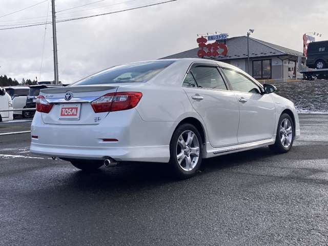 TOYOTA CAMRY HYBRID 2011