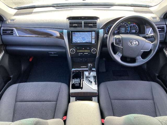 TOYOTA CAMRY HYBRID 2011