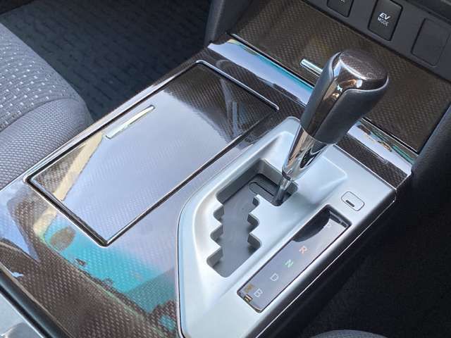 TOYOTA CAMRY HYBRID 2011