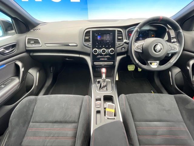 RENAULT RENAULT MEGANE hatchback 2022