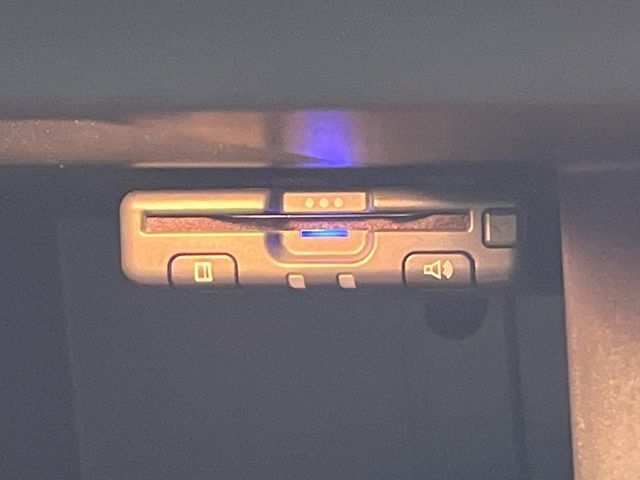 RENAULT RENAULT MEGANE hatchback 2022