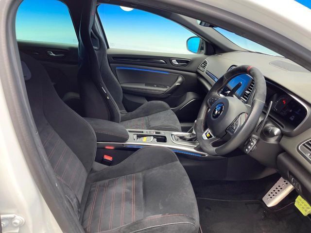 RENAULT RENAULT MEGANE hatchback 2022