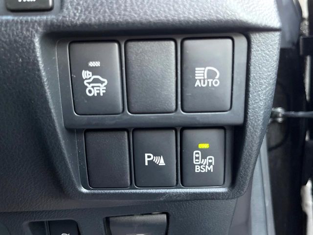 TOYOTA LEXUS RC300h 2016