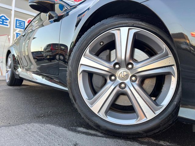 TOYOTA LEXUS RC300h 2016