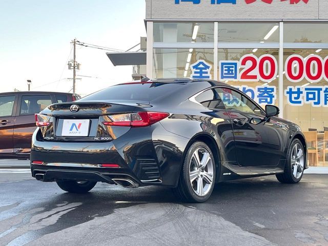 TOYOTA LEXUS RC300h 2016