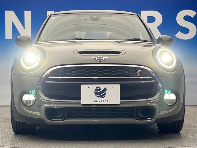 BMW MINI COOPER SD 2018