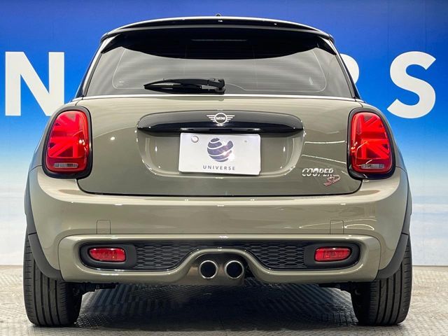 BMW MINI COOPER SD 2018